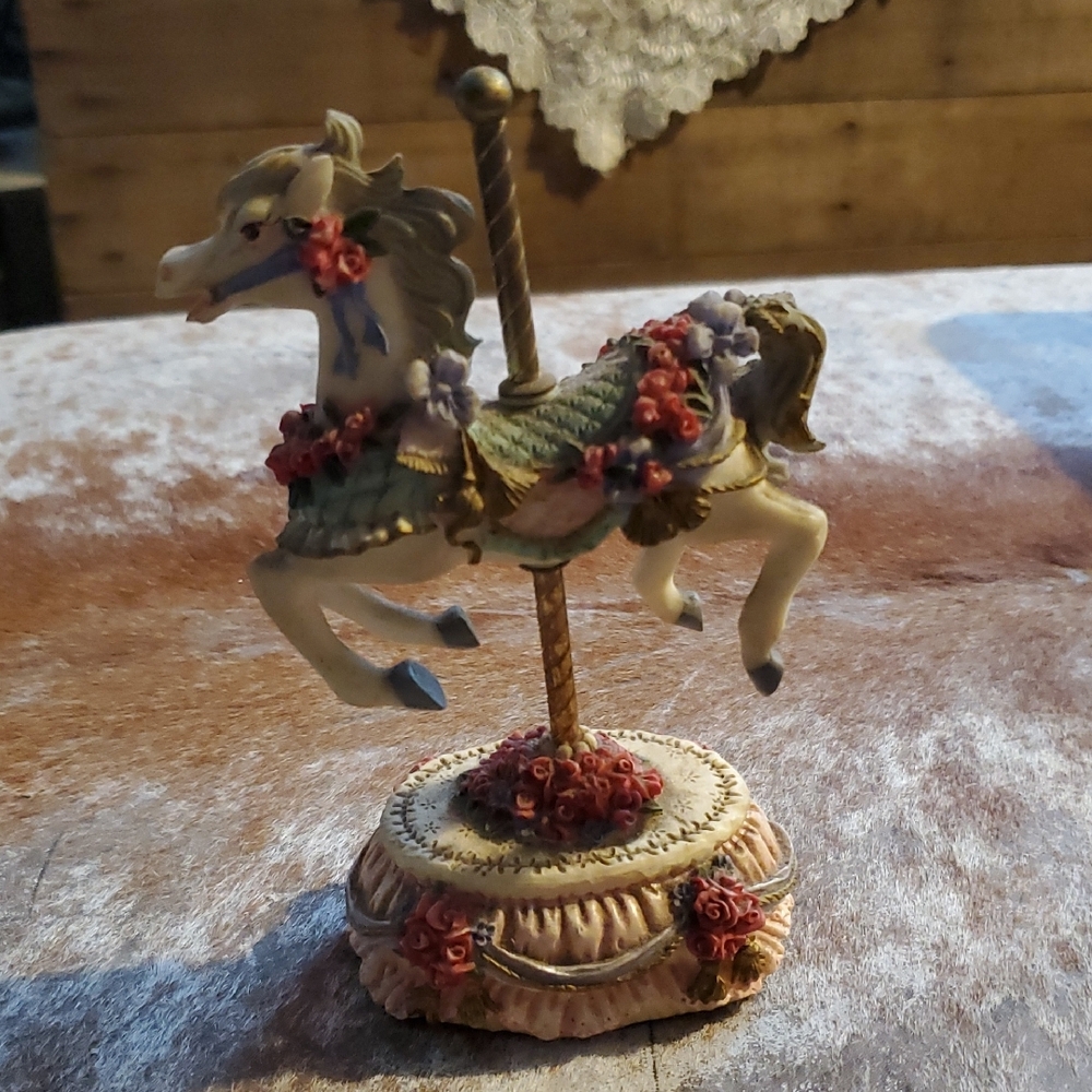 Elegant Carousel Horse Figurine - Multicolor